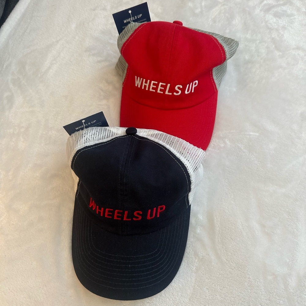 Wheels Up Private Jet trucker Caps. Bundle of 2. red & navy. NWT